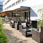 Novotel Centre Gare 4* Ναντ
