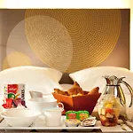 Novotel Centre Gare Hotel