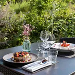 Novotel Centre Gare Hotel 4*