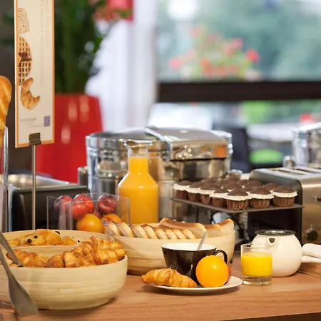 Hotel Novotel Centre Gare 4*