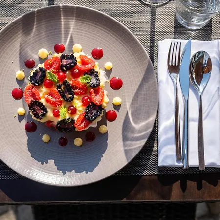 Novotel Centre Gare Нант