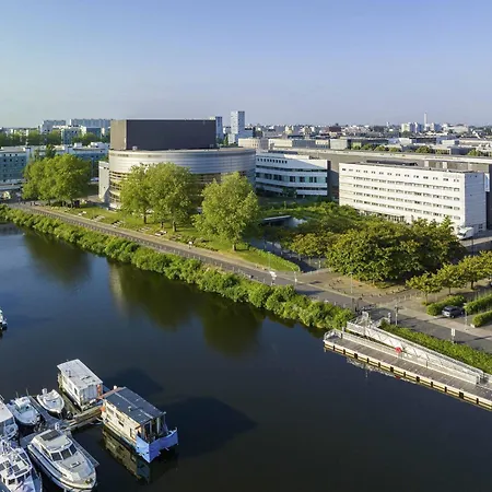 Novotel Centre Gare 4* Нант