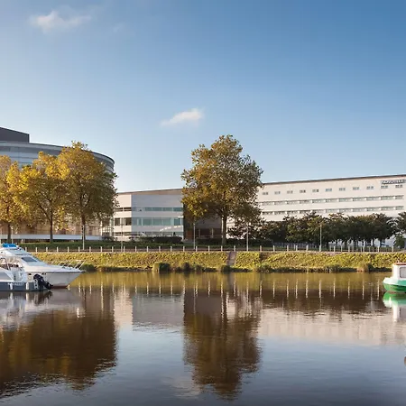 Отель Novotel Centre Gare Нант
