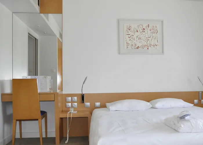 Novotel Centre Gare 4*