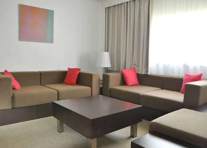 Novotel Centre Gare Hotel 4*