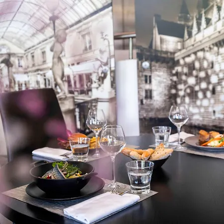 Hotel Novotel Centre Gare 4*