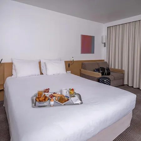 Novotel Centre Gare 4*