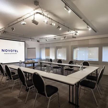 Novotel Centre Gare 4*