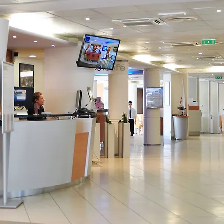 Novotel Centre Gare 4*